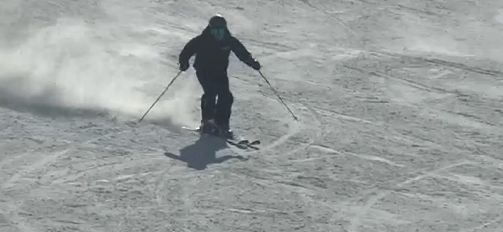 スキー　テククラ　急斜面　小回り　切り替え　注意点