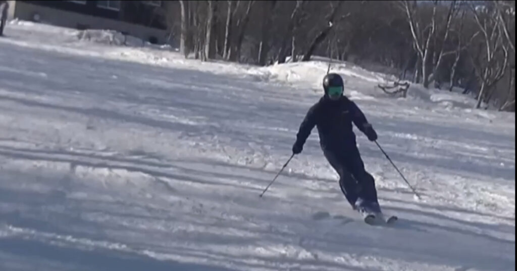 スキー　上級者　滑り方　練習法